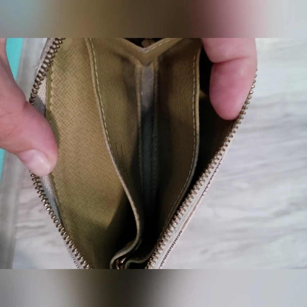 Louis Vuitton Damier Azur Coin Wallet